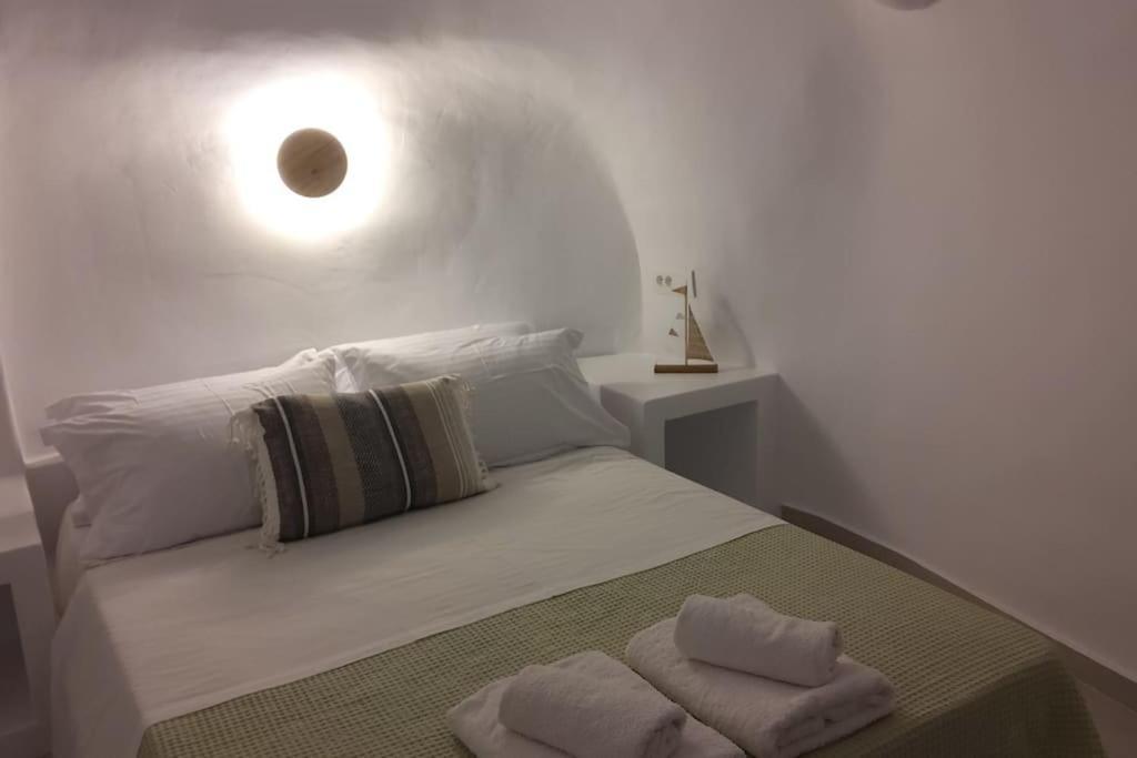 Finikas Cave House Apartment Foinikia  Bagian luar foto